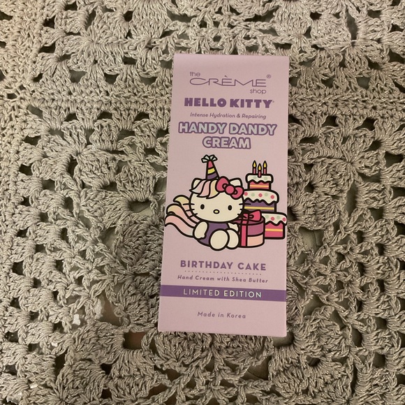 The Crème Shop x Hello Kitty Bundle - Picture 14 of 15